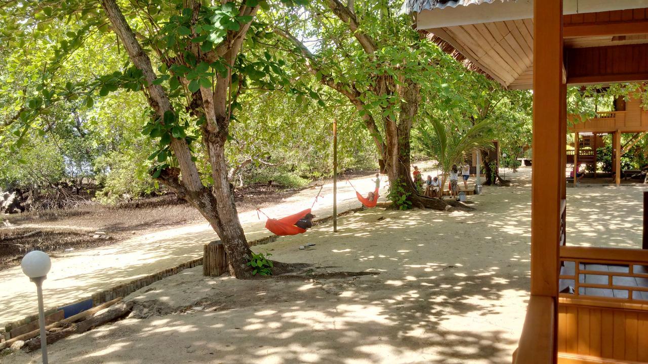 Jonaths Cottage Bunaken Kültér fotó