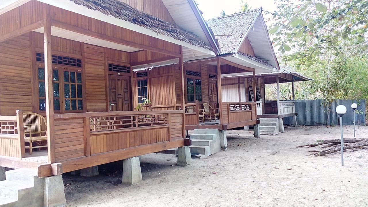 Jonaths Cottage Bunaken Kültér fotó